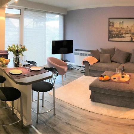 Pier 100 Ferienwohnung ชาร์บอยท์ซ ภายนอก รูปภาพ